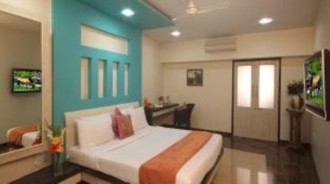 Biji'S Hill Retreat Hotel โลนาวาลา ภายนอก รูปภาพ