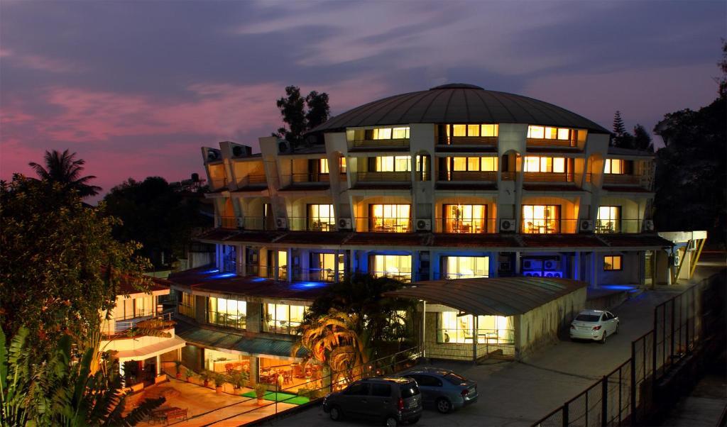 Biji'S Hill Retreat Hotel โลนาวาลา ภายนอก รูปภาพ