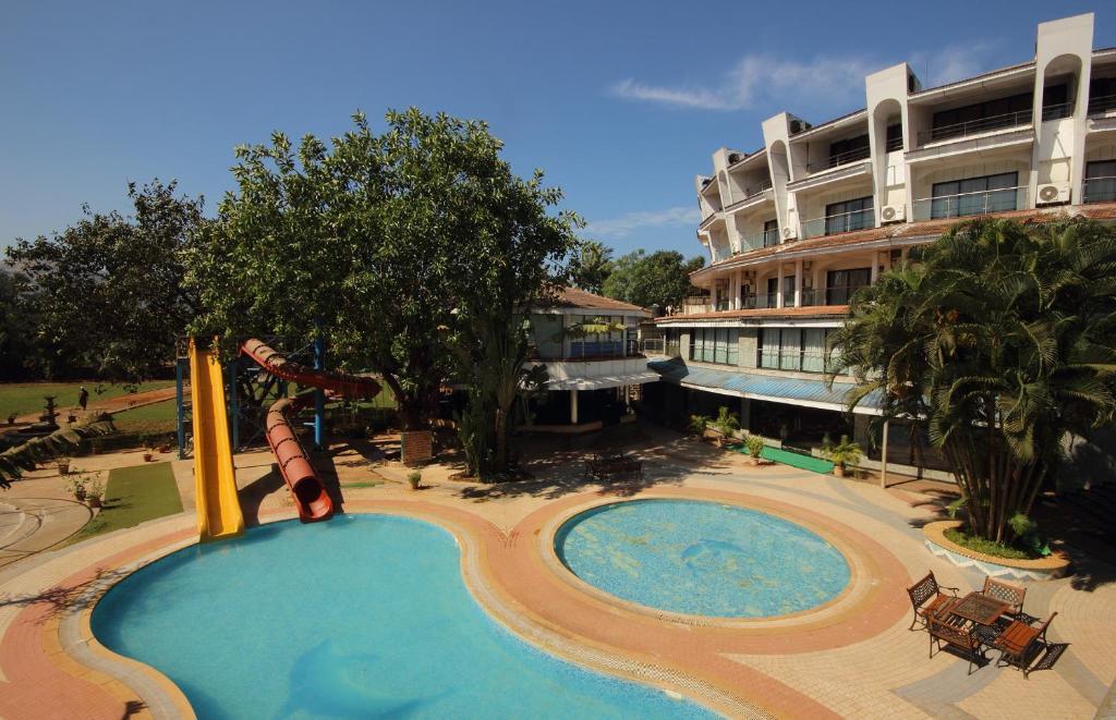 Biji'S Hill Retreat Hotel โลนาวาลา ภายนอก รูปภาพ